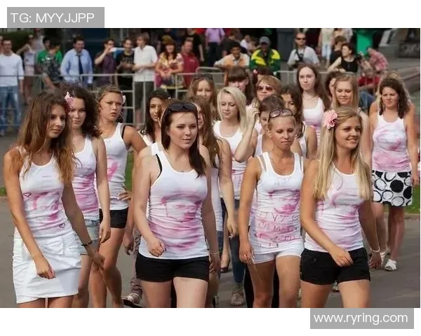 乌克兰足球明星现状揭秘他们在赛场内外的生活与挑战